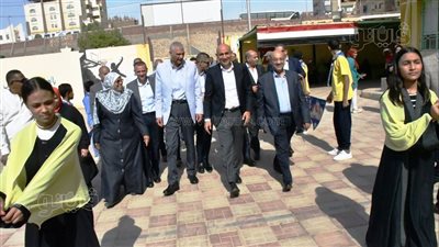 وزير التعليم ومحافظ أسوان يتفقدان جاهزية المدارس لاستقبال العام الدراسي الجديد (صور)