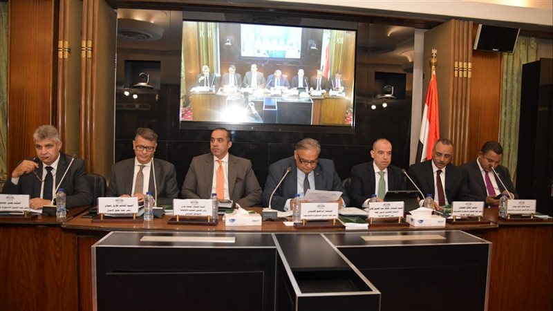 مناقشة مشروع قانون