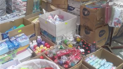 الشنطة بـ135، أسعار الكتب والمستلزمات المدرسية بسوق المنشية في الإسكندرية (بث مباشر)