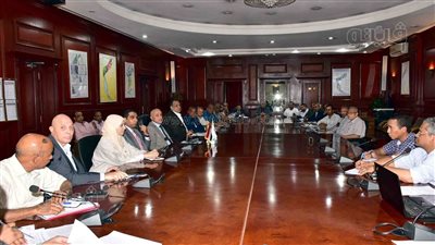 محافظ الأقصر: اجتماع شهري لمتابعة تنفيذ المبادرة الرئاسية حياة كريمة