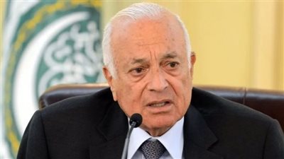 وفد من سفارة فلسطين برئاسة دياب اللوح ينقل تعازي عباس لأسرة نبيل العربي