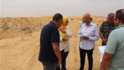 مسؤولو الإسكان يتفقدون مشروعات المرافق والطرق بتوسعات مدينة الشيخ زايد