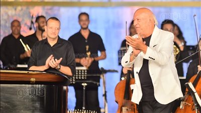 حفاوة كبيرة بـ عمر خيرت في حفل القلعة، والموسيقار يوجه رسالة للجمهور