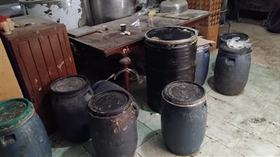 ضبط 3 مخازن مواد غذائية غير مطابقة للاشتراطات بالمنوفية