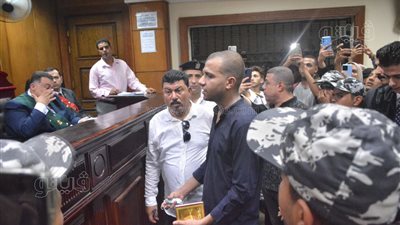 دفاع عصام صاصا: هناك شخص زج باسمه في قضية التزوير (فيديو وصور)