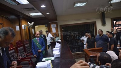 بدء جلسة محاكمة عصام صاصا وشقيقه بتهمة التزوير (صور)
