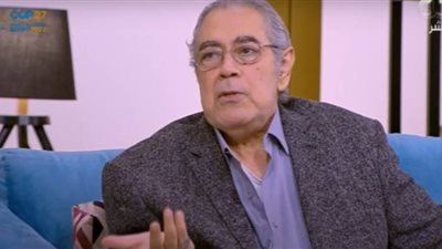 صبري عبدالمنعم يستأنف تصوير المدرسة