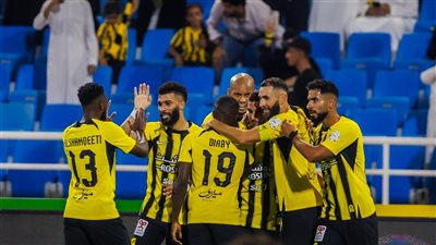 اتحاد جدة يتقدم بهدفين أمام العين بالشوط الاول بكأس خادم الحرمين 