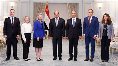 الرئاسة في أسبوع.. السيسي يوجه بتوفير مستلزمات الإنتاج الضرورية للقطاعات ذات الأولوية.. ويبحث تطورات الأوضاع بغزة والسودان ولبنان مع قادة أمريكا وألمانيا وبلغاريا والعراق والكونجرس 