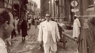 روعة المكان في أعمال نجيب محفوظ.. الحارة لها مكانة خاصة في رواياته.. الجمالية والأزهر وخان الخليلي «أبرز المناطق» 