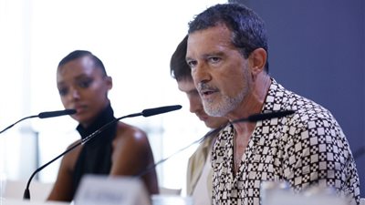 أنطونيو بانديراس: سعيد بالمشاركة في مهرجان فينيسيا (صور)