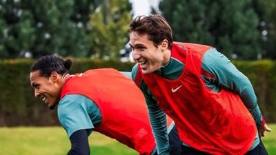 الإيطالي كييزا يبلغ ليفربول بموقفه من الرحيل 