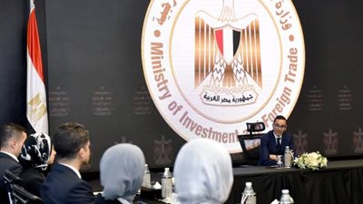 هيئة الاستثمار تجذب تدفقات استثمارية ضخمة.. لجان مشتركة لتحديد أهم الفرص بالمحافظات.. والخطيب يلتقي بالشركات لاستعراض الخطط المستقبلية 