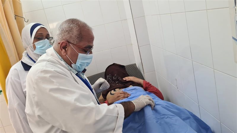 قافلة طبية بقرية