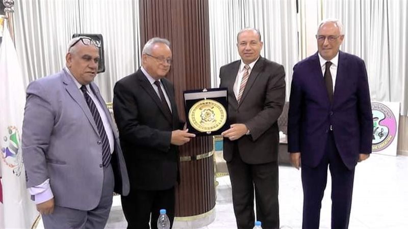 الصالون الثقافي بجامعة