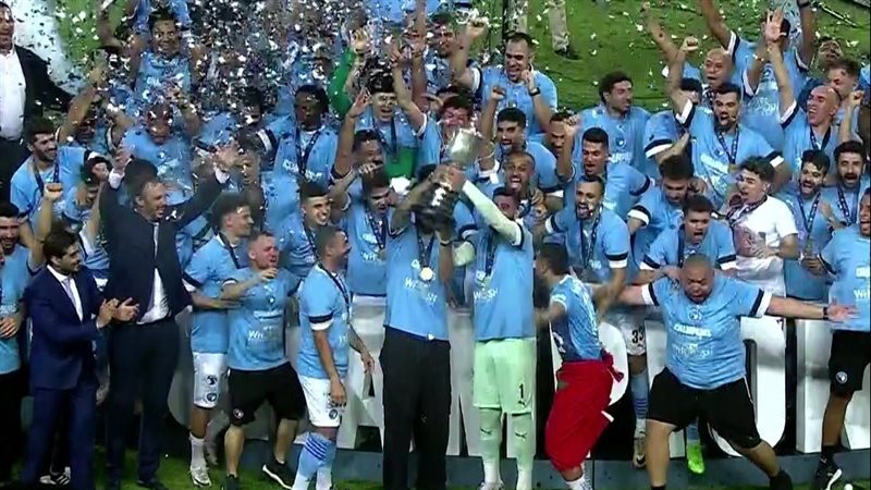 بيراميدز، فيتو