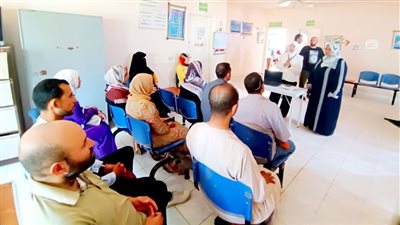 قافلة طبية للمواطنين وفحوصات شاملة للمواطنين في كفر صقر بالشرقية