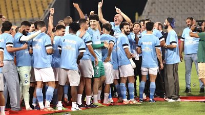 راحة سلبية للاعبي بيراميدز بعد التتويج بلقب كأس مصر