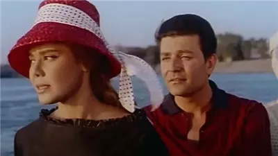 عمل طيارا خاصا لعبد الناصر، 89 سنة على ذكرى ميلاد الفنان ورجل المخابرات إيهاب نافع