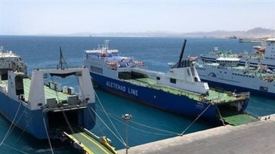 تداول 11 ألف طن بضائع و517 شاحنة في موانئ البحر الأحمر