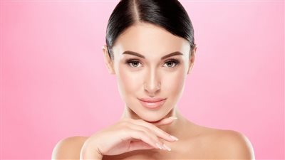 ماسكات طبيعية لعلاج اسمرار البشرة، نتيجة التعرض لأشعة الشمس