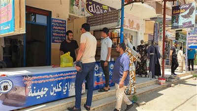 حملات لرفع الإشغالات ومراجعة المحال التجارية فى 6 مدن بسوهاج