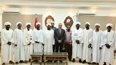 زيارة ميدانية للدعاة الوافدين إلى جامعة الأزهر (صور)