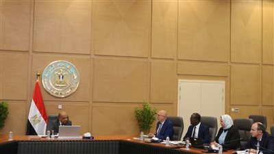 وزير الكهرباء: نستهدف زيادة الاعتماد على الطاقات المتجددة وخفض استهلاك الوقود 