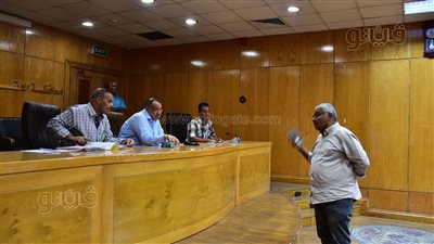 سكرتير عام الأقصر يبحث مشكلات المواطنين في لقاء اليوم المفتوح (صور)