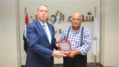 مستشفى أورام الأقصر تكرم السفير الفلسطيني