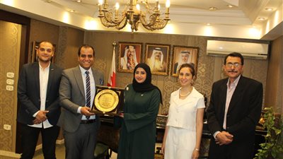 وفد من جامعة حلوان يزور الملحقية الثقافية لمملكة البحرين