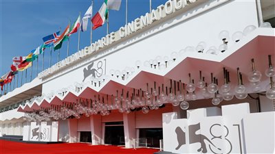 مهرجان فينيسيا، بث مباشر للعرض العالمي لفيلم The Room Next Door