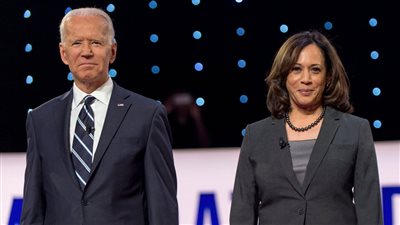 بايدن: نمر بلحظة نادرة وهاريس ستكون أول رئيسة أمريكية