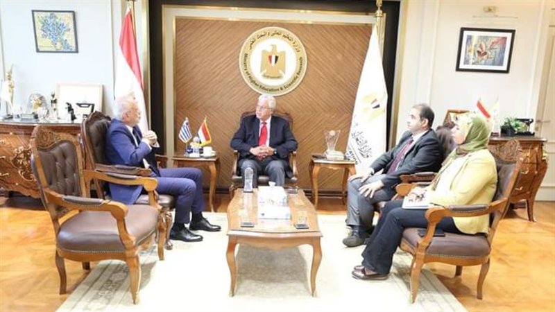 وزير التعليم العالي