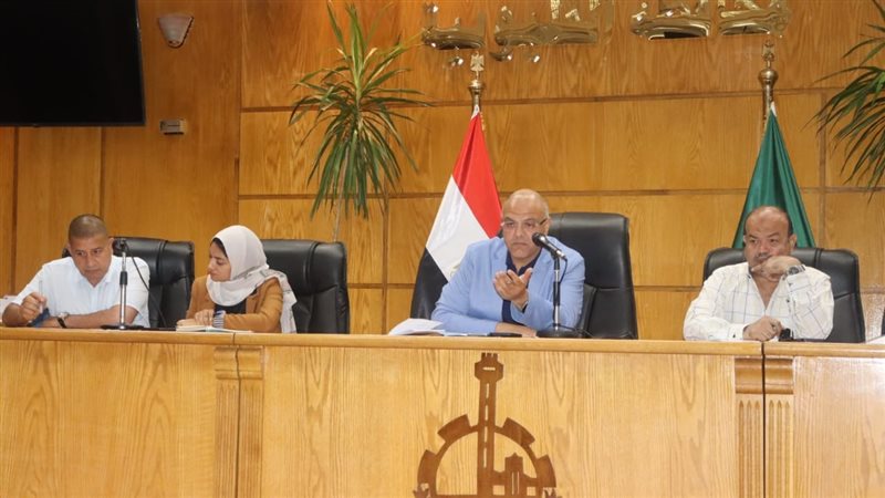 محافظ القليوبية خلال