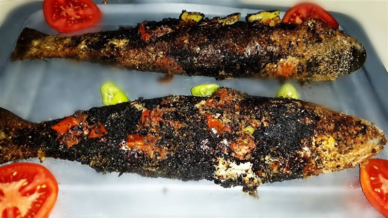 السمك البوري المشوي،