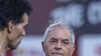 هل يستمر مترجم كولر المؤقت في منصبه؟ مصدر بالأهلي يرد