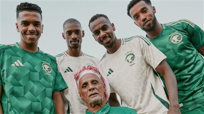 الكشف عن القميص الجديد لمنتخب السعودية (صور)