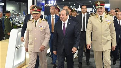 السيسي يفتتح معرض مصر الدولي للطيران والفضاء (صور)