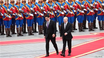 ضربة كبيرة لشرعية المحكمة الجنائية.. زيارة بوتين إلى منغوليا تفتح الملف الشائك.. خبير يعتبر مذكرات الاعتقال حبر على ورق.. والواقعة تذكر بموقف البشير