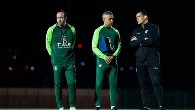 جوميز يجتمع مع جهازه المعاون لهذا السبب