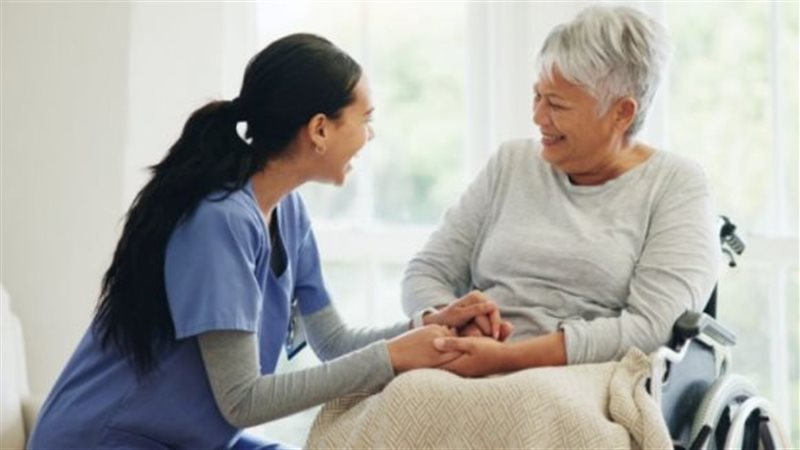نصف ممرضات العالم