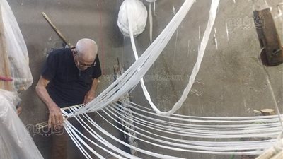 الفركة والنول اليدوي، إرث الفراعنة ينقله عم ثروت الرزيقي كما تقول برديات القدماء (فيديو)