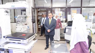 محافظ أسيوط يقرر دعم مستشفى الشاملة بكميات من الأنسولين ويوجه بضبط العمل 