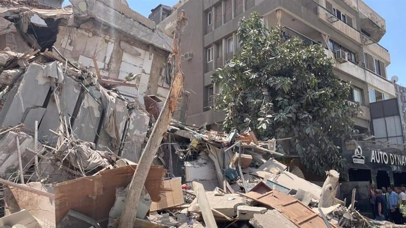 انهيار عقار أرض الجولف،