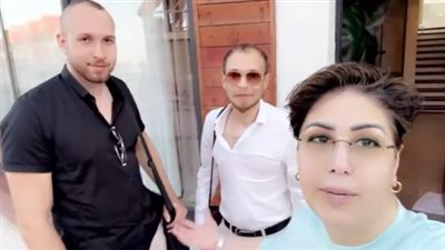 وصفت الإسرائيليين بالعائلة وأبناء عمومة، فجر السعيد تستفز العرب وتشعل غضب النشطاء (فيديو) 