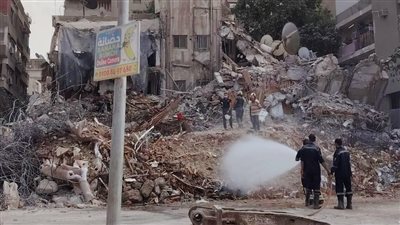 بالقرب من العقار المنهار، انتداب المعمل الجنائي لمعاينة حريق شقة بأرض الجولف