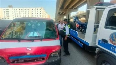 ضبط 110 سيارات أجرة مخالفة لتقسيم خطوط السير بالجيزة خلال 48 ساعة 
