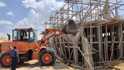 إزالة 17 حالة تعدّ على الأراضي الزراعية وأملاك الدولة بالإسماعيلية (صور) 