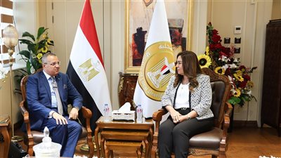 وزيرة التنمية المحلية تبحث مع محافظ جنوب سيناء الموقف التنفيذي للمشروعات الخدمية